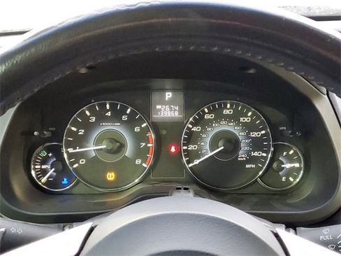 Used 2010 Subaru Legacy 2.5i Premium image 17