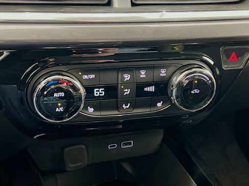 New 2026 Chevrolet Trax ACTIV FWD image 32