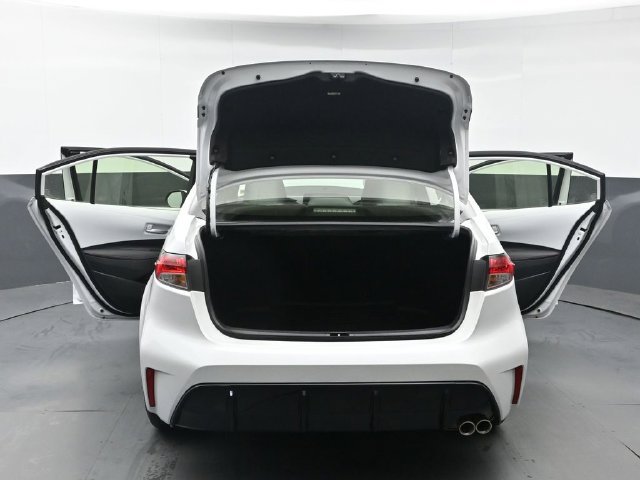 Certified 2025 Toyota Corolla SE w/ Convenience Package FWD image 51