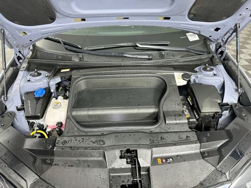 Used 2024 Hyundai Ioniq 6 SE RWD image 30