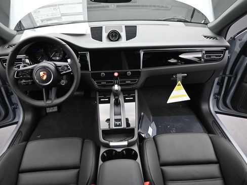 New 2026 Porsche Macan AWD/4WD image 27