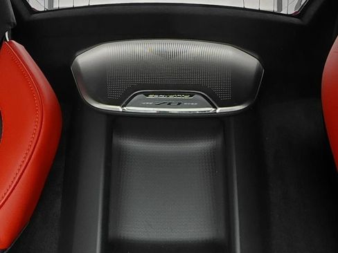 Used 2023 Chevrolet Corvette Stingray Premium Conv w/ Z51 Performance Package RWD image 10
