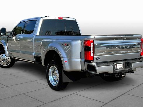 Used 2024 Ford F450 Limited image 22