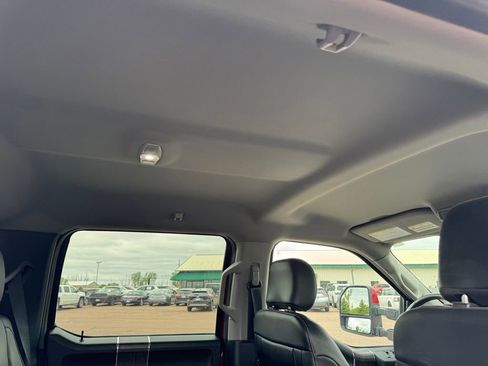 Used 2020 Ford F250 Lariat w/ Lariat Ultimate Package AWD/4WD image 20