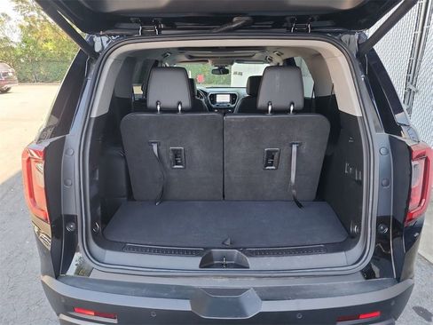Used 2023 GMC Acadia AT4 w/ Technology Package image 27