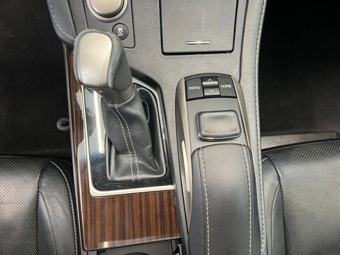 Used 2016 Lexus ES 350 w/ Luxury Package w/Wood Trim image 35