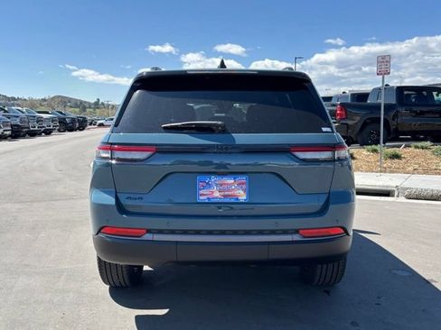 Certified 2026 Jeep Grand Cherokee Limited w/ Limited Altitude Package AWD/4WD image 4