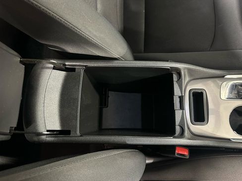 Used 2021 Chevrolet Malibu LT FWD image 20