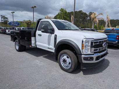 New 2026 Ford F550 4x4 Regular Cab Super Duty w/ XL Chrome Package