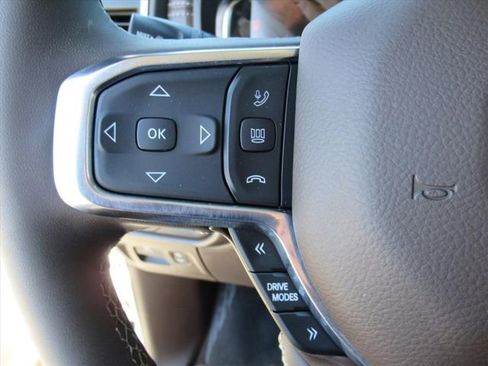 Used 2025 RAM 1500 Laramie image 21