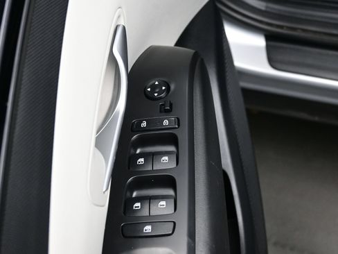 Certified 2023 Hyundai Tucson SEL AWD/4WD image 10