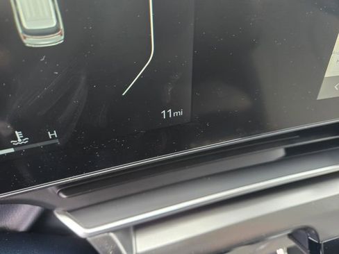 New 2026 Kia Carnival SX FWD image 3