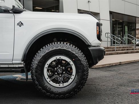 Certified 2023 Ford Bronco Outer Banks w/ Sasquatch Package image 7