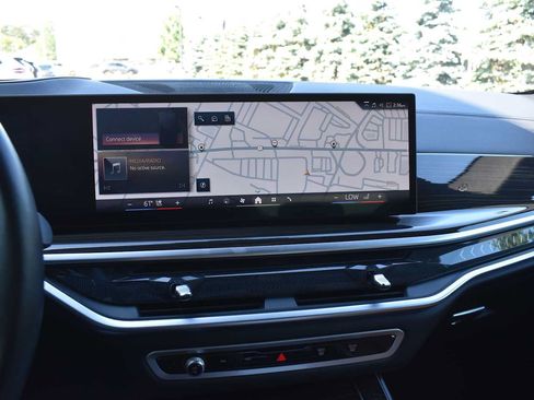 Used 2024 BMW X5 xDrive40i w/ Premium Package AWD/4WD image 19