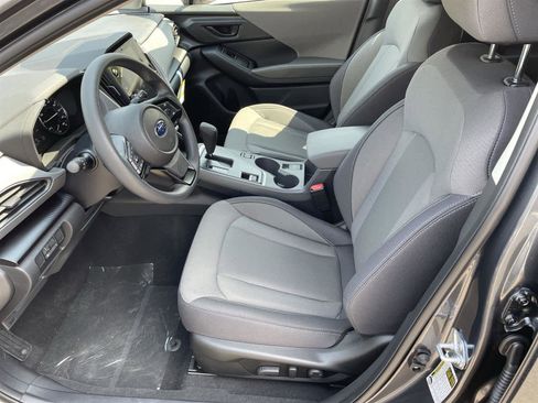 Used 2025 Subaru Crosstrek 2.0i Premium image 12