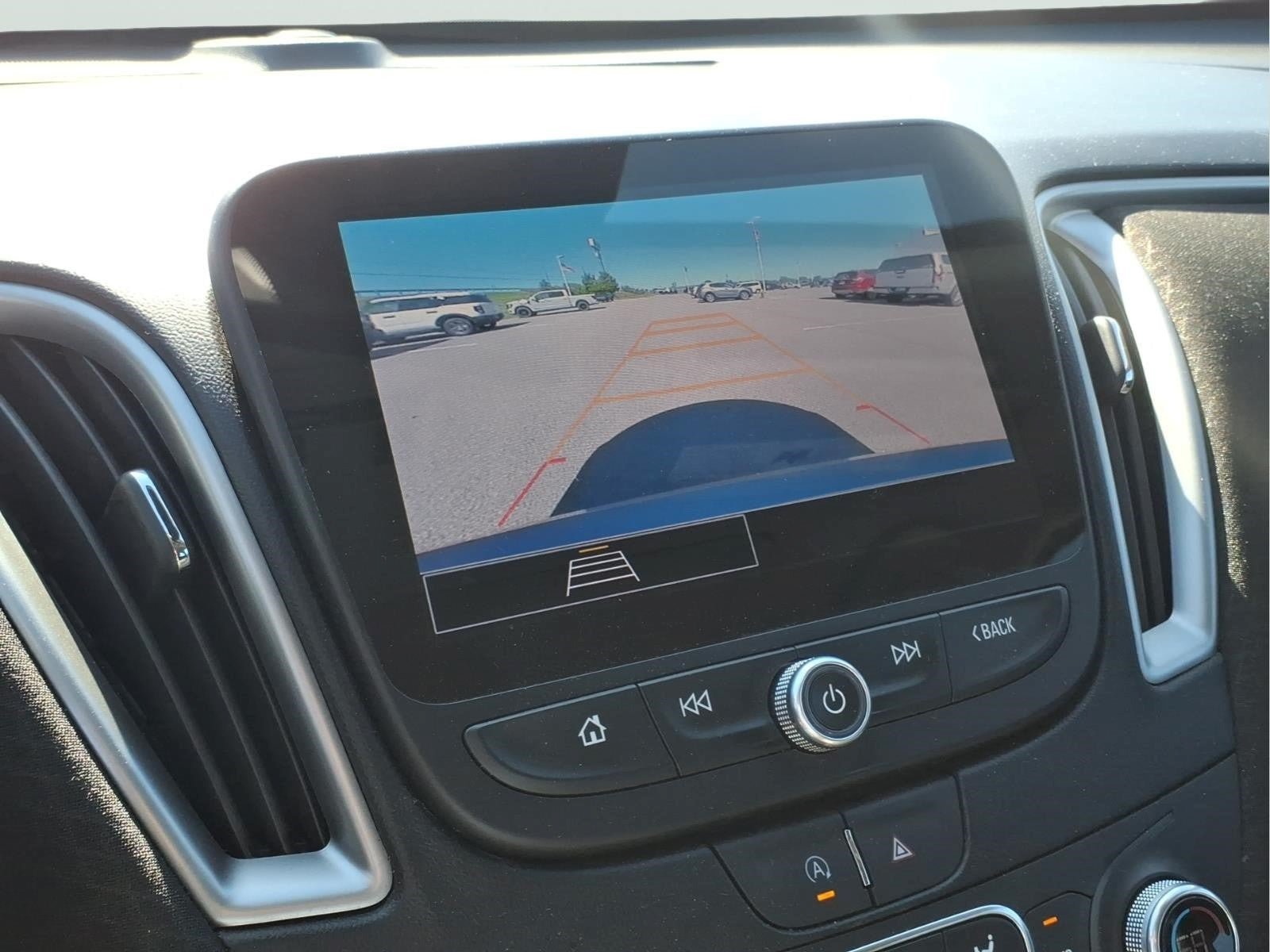 Used 2024 Chevrolet Malibu LT FWD image 22