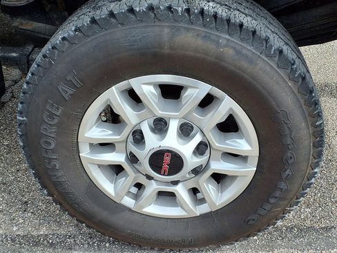 Used 2020 GMC Sierra 3500 4x4 Double Cab w/ Convenience Package image 9