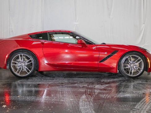 Used 2015 Chevrolet Corvette Stingray Coupe w/ 2LT Preferred Equipment Group image 4