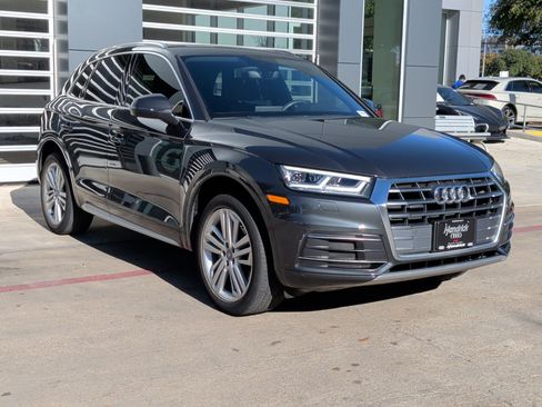 Used 2018 Audi Q5 2.0T Premium Plus image 2