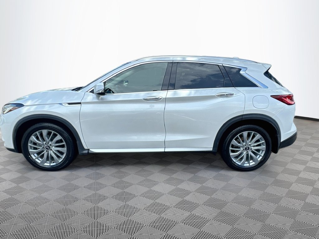 Certified 2023 INFINITI QX50 Luxe AWD/4WD image 9