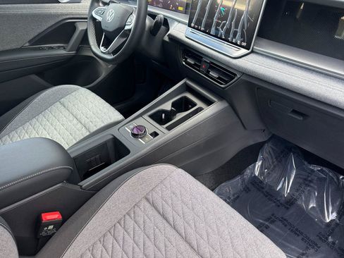 New 2026 Volkswagen Tiguan S FWD image 15
