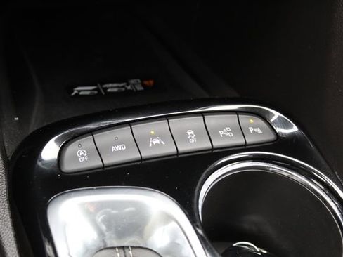 Used 2020 Buick Encore GX Essence w/ Experience Buick Package AWD/4WD image 27