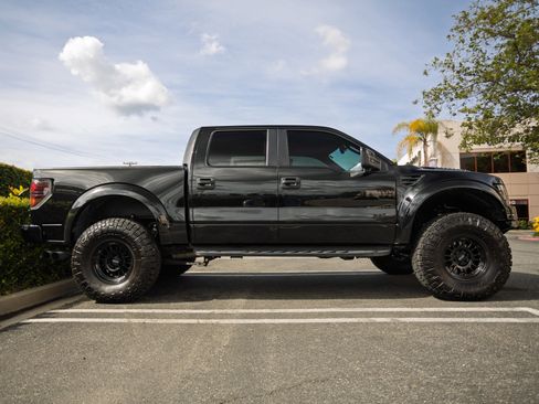Used 2013 Ford F150 Raptor w/ Luxury Equipment Group AWD/4WD image 4