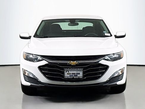 Used 2020 Chevrolet Malibu LT FWD image 2