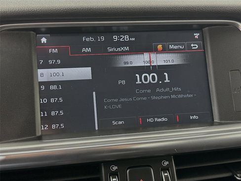 Used 2017 Kia Optima EX image 14