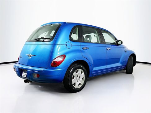 Used 2009 Chrysler PT Cruiser LX image 7
