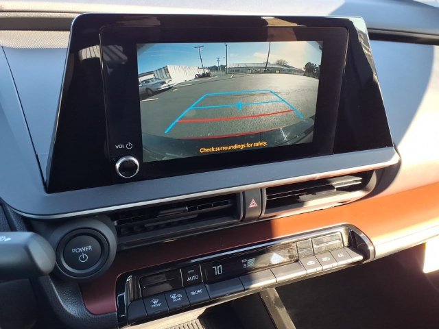 Certified 2026 Toyota Prius Plug-In Hybrid FWD image 12