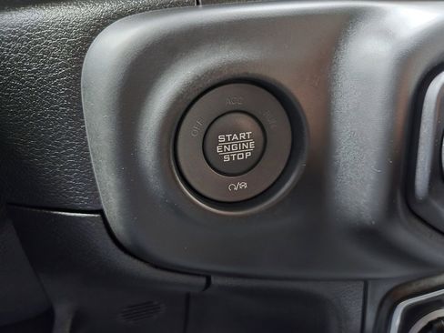 Used 2021 Jeep Wrangler Unlimited Sport image 16