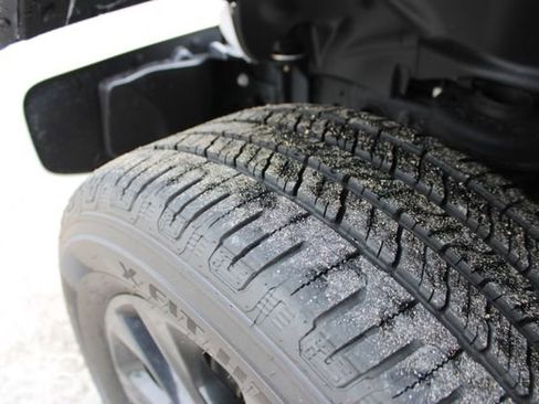 Used 2021 Jeep Wrangler Unlimited Sahara AWD/4WD image 11
