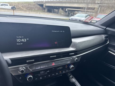 Used 2025 Kia Telluride EX X-Line image 26