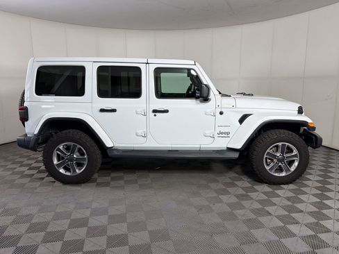 Used 2020 Jeep Wrangler Unlimited Sahara AWD/4WD image 8