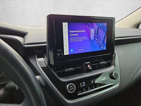 Used 2025 Toyota Corolla LE FWD image 13