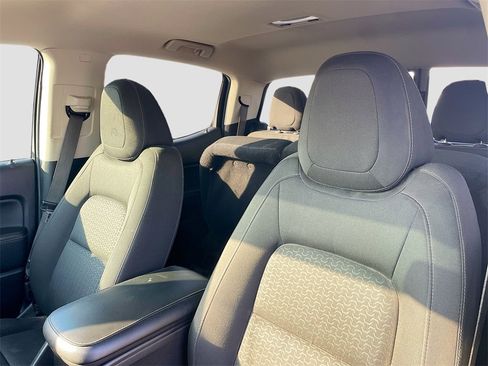 Used 2019 GMC Canyon SLE w/ SLE Convenience Package image 12