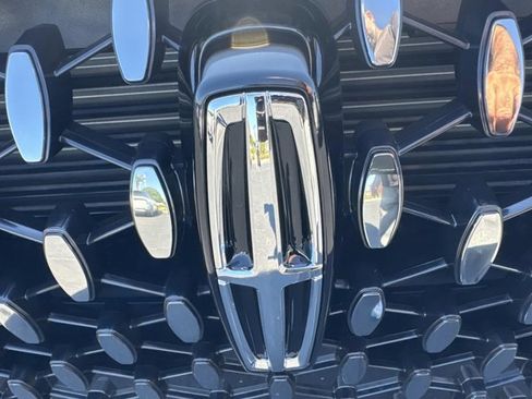 New 2026 Lincoln Corsair Reserve image 7