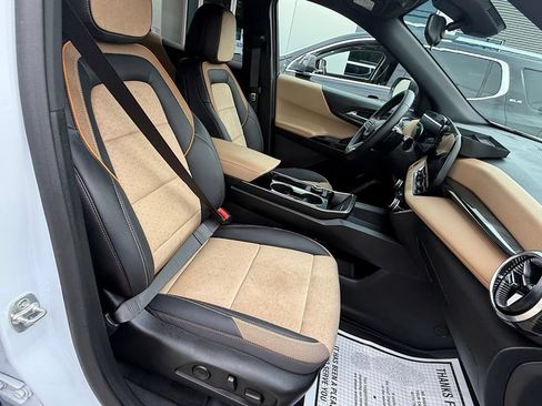 Used 2026 Chevrolet Equinox ACTIV w/ Convenience Package III FWD image 15