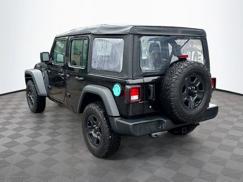 Used 2023 Jeep Wrangler Sport image 8