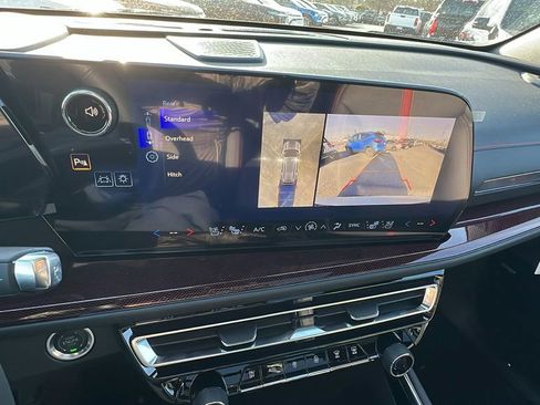 New 2026 Chevrolet Traverse RS image 25