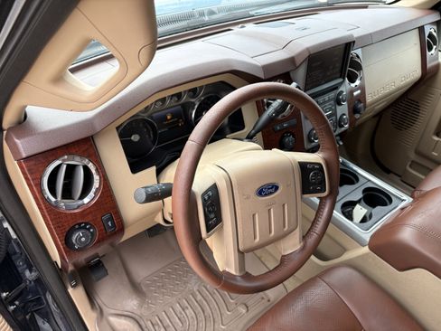 Used 2013 Ford F250 King Ranch w/ FX4 Off Road Pkg image 17