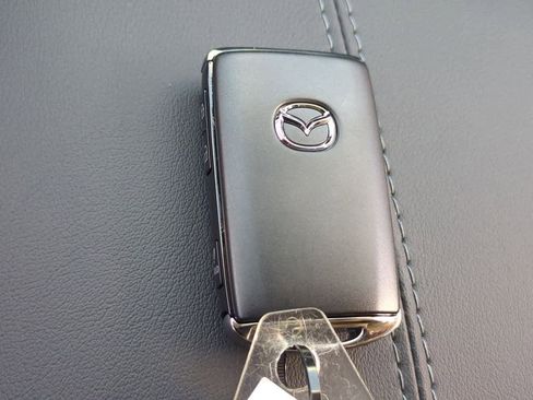 New 2025 MAZDA CX-30 AWD 2.5 S w/ Select Sport Pkg image 30