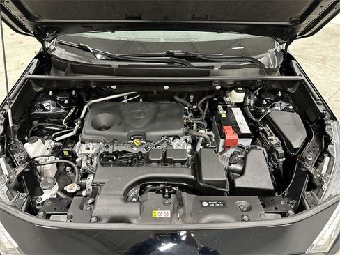 Used 2023 Toyota RAV4 LE image 28