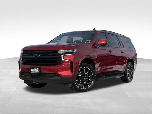 Used 2024 Chevrolet Suburban RST w/ Luxury Package image 9