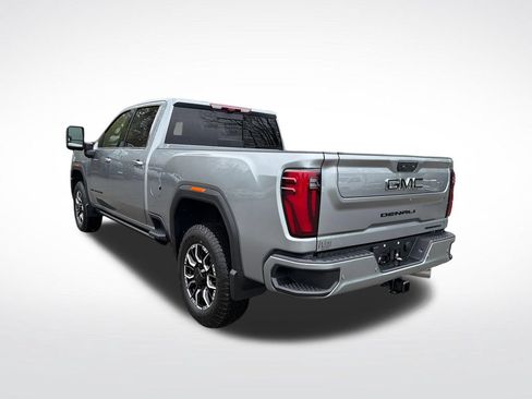 New 2026 GMC Sierra 2500 Denali Ultimate AWD/4WD image 3