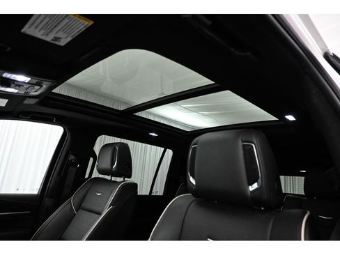 Certified 2024 Cadillac Escalade ESV Premium Luxury w/ LPO, Floor Liner Package AWD/4WD image 13