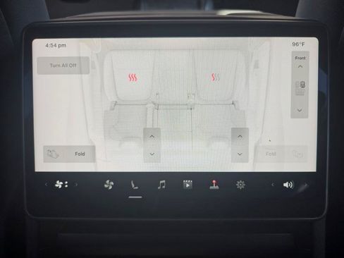 Used 2026 Tesla Model Y Long Range RWD image 69