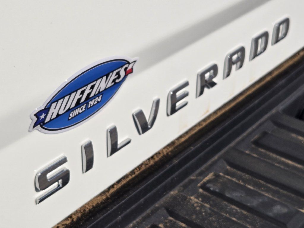 Used 2018 Chevrolet Silverado 2500 W/T w/ WT Convenience Package RWD image 11