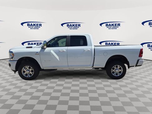 Used 2024 RAM 2500 Laramie AWD/4WD image 7